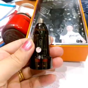 Cóc sạc xe hơi sạc nhanh 33W 2 cổng BYZ YL-829 trong suốt lộ main hàng chính hãng