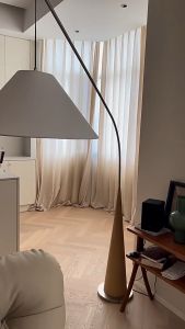 Đèn đứng chao vải thân gỗ óc chó cao cấp Đèn sàn trang trí phong cách Nhật Bản decor đầu giường ngủ phòng khách sofa