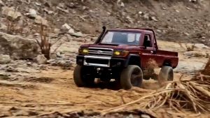 [BARU 2024] MN82 1/12 Toyota LC79 Skala Penuh Model MN RTR 2.4G 4WD Motor 280 Kawalan Penuh Proportional Lori RC Off-Road