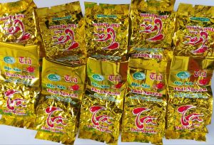 Chè móc câu đặc sản tân cương thái nguyên kim oanh đóng gói 10g/ 10 gói 10g