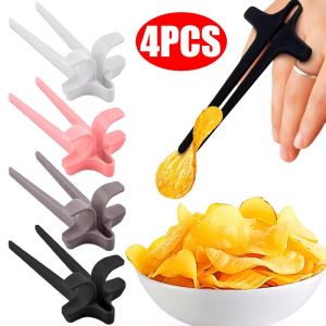 4Pcs Finger Chopsticks Game Player Snack Chopstick Holder Plastic Game Finger Cover Game Controller Training Learning Chopsticks