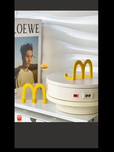 ขาตั้งโทรศัพท์ เก๋ๆ (เหมาะสำหรับวางแนวนอน) ที่วางโทรศัพท์ ทรงตัว M