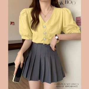 เสื้อเบลาส์ แฟชั่น ผู้หญิง ราคาถูก เชิ้ตหญิง คอวี แขนพัฟ แขนพองๆน่ารักม๊าก สีพื้น พร้อมส่ง