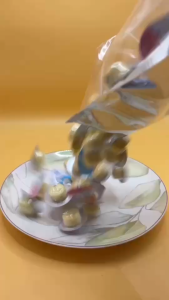 ขนมชีสกลมๆ มาแรง! (100 ชิ้น) หอมมัน 4 รสชาติ สไตล์ขนมอเมริกัน เคี้ยวเพลินทุกชิ้น!