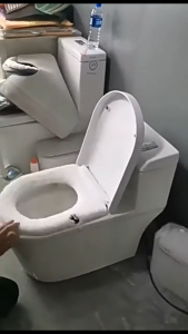 Bọc Nắp Bồn Cầu Lông Mềm Hình Thú – Đệm Lót Toilet Giữ Ấm Co Giãn Tháo Giặt Dễ Dàng Mới Nhất 2026