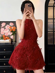 DUOMIAOTU | French Waist-Cinching Red Halter Dress Autumn Winter