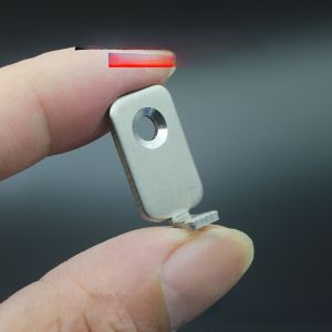 Strong Load Small Hooks Metal Wedding Dress Photo Frame Hanging Hooks Stainless Steel Wall Mounted Drilled Hooks