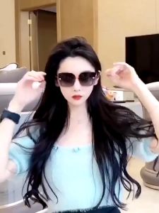 Kính mát gọng vuông thời trang  chống tía uv phong cách hàn quốc.