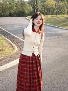 ชุดเดรสสีแดงฤดูใบไม้ร่วง/ฤดูหนาว เดรสยาวเอวสูง แขนยาว กระโปรงทรงเอ 2 ชิ้น แฟชั่นฤดูใบไม้ร่วง/ฤดูหนาว