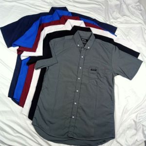 Paket Hemat 50 ribu Dapat 2 pcs KEMEJA Polos Lengan Pendek Pria