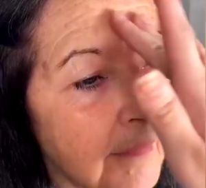 Ready stock original ginseng anti kedut serum peptide niacinamide ginseng essence water anti wrinkle hydrating100ml人参精华液