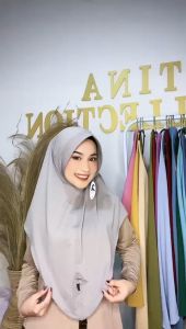 BERGO HIJAB LANA// BERGO PED JERSEY PINGWIN - SIZE L