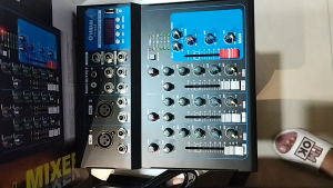 YAMAHA PROFESSIONAL MIXER 4 - 7 channel with Bluetooth usb player