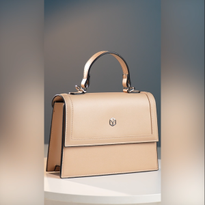 Túi Yuumy - Bộ hộp quà (Túi đeo chéo YN197 size 22 + Hộp + Túi Giấy + Túi rút đựng sản phẩm + Thiệp viết lời chúc)