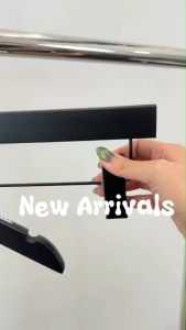 ไม้แขวนกางเกง ไม้หนีบกางเกง ไม้แท้ รุ่น DU-08 สีดำ หนีบกางเกงสีดำ ปลายตัด 12ไม้