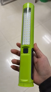 Super bright work light auto repair light LED magnetic strong light car repair lighting flashlight rechargeable
