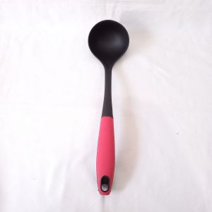 Sodet Goreng Sodet Lubang Sendok Sop Nylon Gagang Merah Spatula Nylon (RPJ)