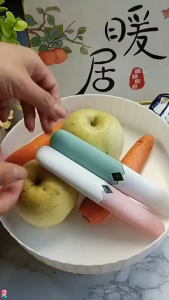 2PCS Stainless Steel Fruit Knife Creative Multi-color Fruit and Vegetable Dual-Use Knife Multifunctional Portable
