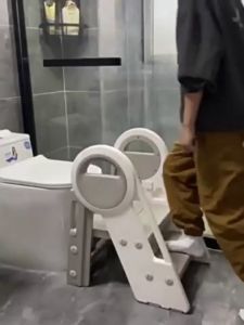 Kids Kitchen Step Stool with Safety Rail Toddler Learning Stool Tower Montessori Kitchen Stool