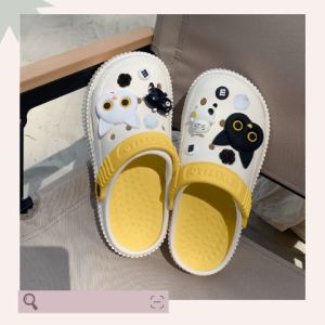 KDAShop สินค้าแนะนำเข้าใหม่พร้อมส่ง รองเท้าแตะลำลองแฟชั่นหัวโต งานทรงฮิตสุดปัง พร้อมส่งกันไปเลย 6 สีสวยๆ บอกเลยว่างานจึ้ง แถมฟรีตัวติดน้องแมวสุดน่ารัก ใครสนใจห้ามพลาดเลย ด่วนๆๆ