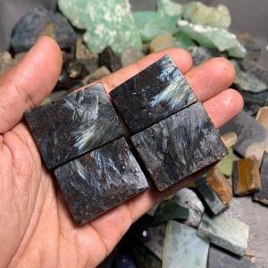Batu akik bulu macan pitersite/bahana batu akik bulumacan pitersite/ lempengan batu akik bulumacan pitersite/bongkahan batu bulumacan pitersite asli batu alam