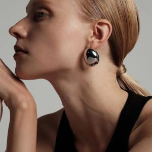 แฟชั่น Minimalist รูปไข่ไข่ต่างหูเส้นด้ายผ้าไหมสําหรับผู้หญิงที่มีรูปแบบเรขาคณิต High-End รู้สึกไม่สม่ําเสมอ Ear Studs