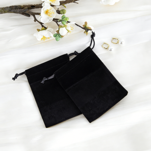 5Pcs Reliable Quality Velvet Jewelry Pouches with Drawstring Multi-purpose Storage for Travel Use and Birthday Holiday Gift Wrap