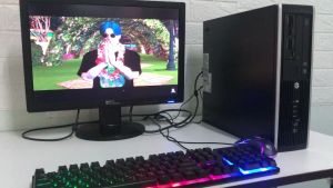 คอมพิวเตอร์ 1000บาท การเล่นเกมส์ ดูหนัง และทำเพลง ครบชุด พร้อมใช้งาน จอ 19นิ้ว เมาส์ คีบอร์ด RGB และ USB WIFI รับประกัน 3 เดือน สำหรับ CPU i3