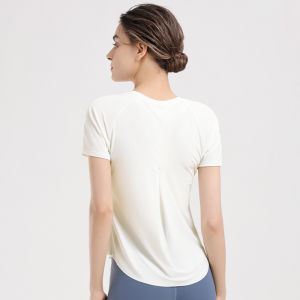 Lightweight Summer Yoga Clothes Short Sleeve Solid Color Sports T-shirts Women Back Fold Design Slimming Loose Fitness Tops