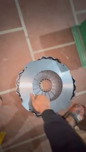 Bàn ép 350 4110 mặt viền hoa hàng cao cấp yuchai vỏ trắng xanh lắp cho xe ô tô Y350T150-10P1-3