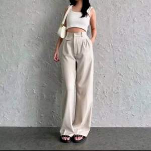 Oro Pants – Celana Knit High Waist Super Nyaman & Stylish untuk Sehari-hari