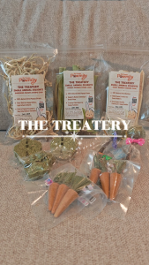 The Treatery Small Animal Delights – 100% Natural Treats for Rabbits Guinea Pigs Hamsters and Chinchillas