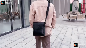 🔥ส่งไวจากไทย🔥กระเป๋าสะพายข้างผู้ชายพรีเมี่ยมกระเป๋าสะพายทรงวินเทจหนังกระเป๋าสะพายข้างลำตัว+กระเป๋าสตางค์+ เข็มขัด (ชุดสามชิ้น)