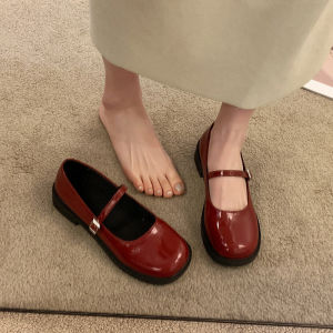 IVYSHOES รองเท้าหนังแมรี่เจนสไตล์วินเทจ มีสีแดงหรือสีดำ