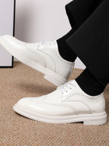 Mens Casual Floral Carving Leather Shoes British Style Business Dress Shoes Heightening 6cm Versatile Suitable for Wedding