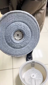 ชุดถังปั่น ไม้ถูพร้อมถังปั่น ถังแยกน้ำสะอาด-สกปรก หมุนได้360 ไม้ถูพื้นถังปั่น แถมไม้กวาด เหมาะกับพื้นหลายประเภท Spin mop