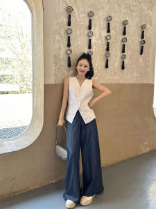 YUFUQING | White Sleeveless V-neck Vest Womens Fashion Slim Fit Shirt Top Summer 2025 New Style High Waist Control Elegant Design