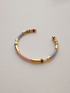 Original Design Brass Bracelet with Quality Contrast Enamel Coating Unique French Style Open Hand Jewelry for Women