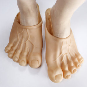at Tumit Datar Simulasi Kaki Raksasa Sandal untuk Wanita JIFANPAUL/Gifan Paul Merek Bahan Plastik Gaya Musim Dingin Sepatu Lucu