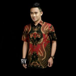 PROMO Kemeja Batik Lengan Pendek Pria Dewasa Motif Terbaru Kekinian# Baju Batik Pria Lengan Pendek Premium# Batik Lengan Pendek Pria Dewasa Modern Motif Viral. Populer Banyak Yang Suka # Baju Kantor Batik Lengan Pendek Motif Bagus