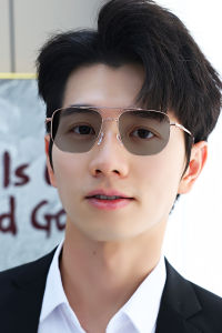 Photochromic Myopia Glasses for Men Anti Radiation Graded Glasses Nearsighted Glasses Hard Resin Lens Anti UV/Eyestrain/Glare