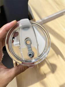 ฝาแก้วเยรติ ขนาด 20 ออนซ์ สีใส พร้อมส่ง