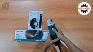 MAKITA M0900B Mesin Gerinda Tangan 4 Inch Angle Disc Grinder Gurinda Grinda Grenda Listrik M 0900 B M 0900B M0900 B