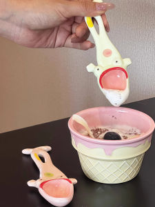 Creative Ceramic Handmade Sand Sculpture Gift Cute Frog Spoon Dessert Stirring Spoon Unusual Looking Spoon Dining Utensils