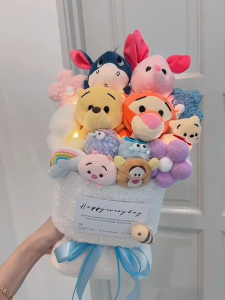 Ready Stock Winnie the Pooh & Friends Bouquet So Cute!