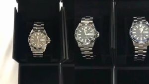 Đồng hồ nam Orient Watch Sport Mako RA-AA000 máy cơ automatic dự trữ năng lượng 40h tích cót tự động và lên cót tay mặt kính sapphire chống xước dây thép kiểu dáng thể thao thiết kế kim dạ quang vòng Benzel bấm giờ chuyên bơi lặn