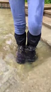 TOSEEK Thickened Rain-proof Shoe Cover Waterproof Non-Slip Wear Resistant Zipper Rain Boots Cover with Reflective Strips Outdoor Cycling Walking Hiking for Men and Women Rain Boots