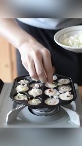 Chảo Gang Nướng Làm Bánh Takoyaki Nhật Bản 14 Lỗ Gang Đúc Nguyên Khối