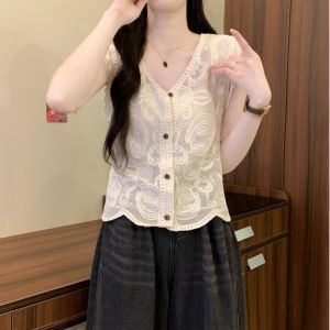 Áo Vest Ren Cổ Chữ V Tay Ngắn Hở Lưng Mùa Hè 2025 Áo Khoác Ngoài Ngắn Hở Vai Thêu Ren Tay Lỡ Thời Trang Nữ
