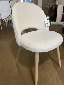 Modern Minimalist Solid Wood Designed by a Maestro Single For Home Outdoor Recliner Conference Chair Dressing Dining Chair Chair